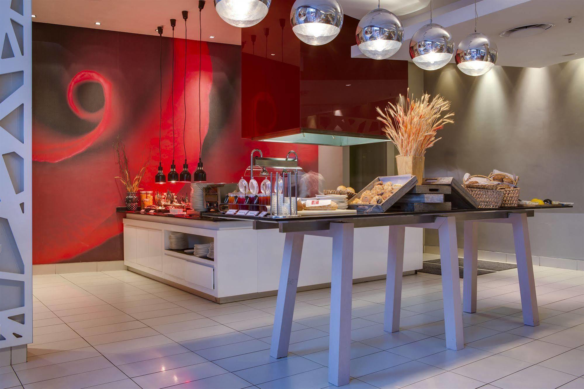 Park Inn Sandton Johannesburg Esterno foto