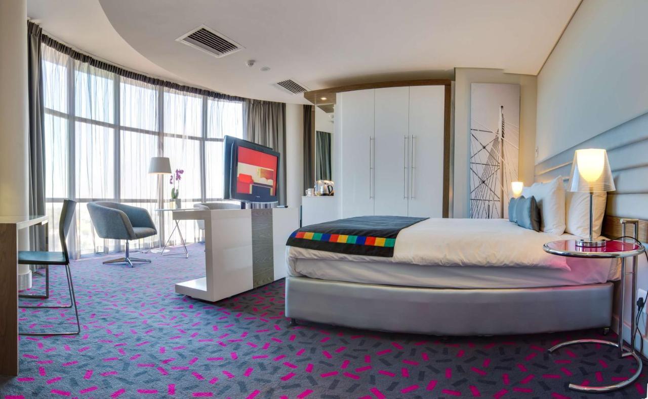 Park Inn Sandton Johannesburg Esterno foto